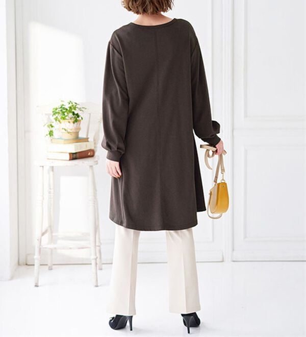 BELLUNA（ベルーナ）の「【吸湿発熱】ポンチ素材チュニックワンピース（チュニックワンピース）」｜詳細画像