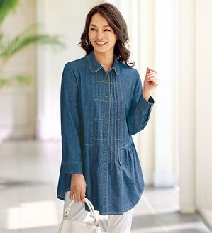 BELLUNA（ベルーナ）の「《春の旅行に便利！》デニム素材デザインオーバーブラウス（チュニック）」｜インディゴ