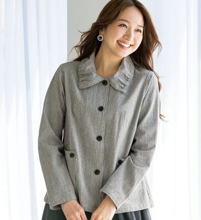 BELLUNA（ベルーナ）の「スカートコーデ用ストライプ柄ショート丈ブラウスジャケット（その他ジャケット）」