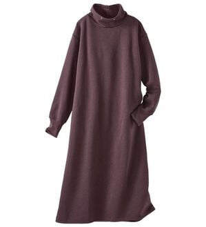 BELLUNA（ベルーナ）の「＜＆ｃｏｃｏｃｈｉ＞あったかキレイ大人のワンピース（カットソーワンピース）」｜ワイン