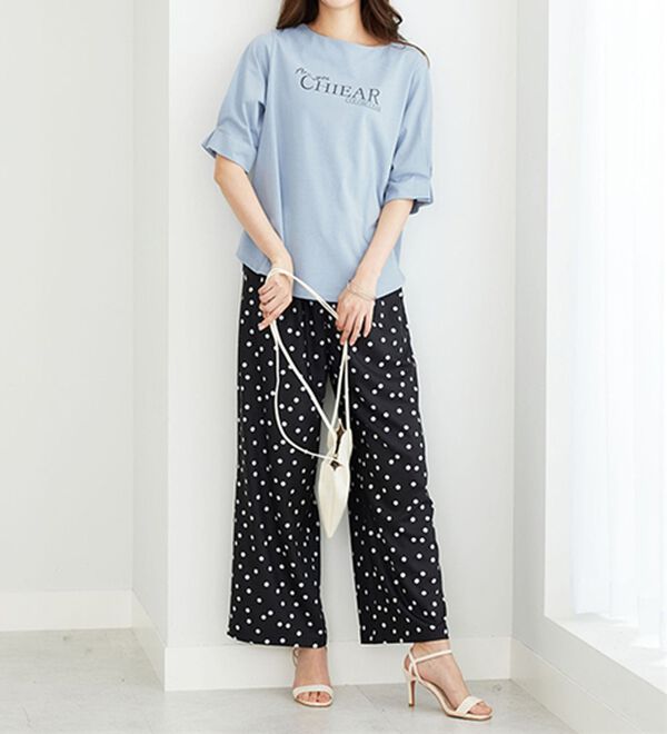 BELLUNA（ベルーナ）の「汗ジミ対策！袖タック使いロゴプルオーバー（カットソー）」｜詳細画像