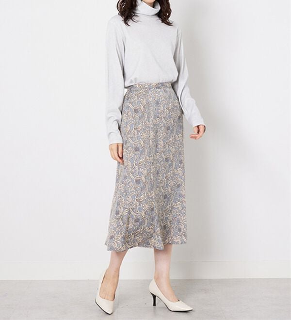 BELLUNA（ベルーナ）の「艶やかプリント切替フレアースカート（ロングスカート）」｜詳細画像
