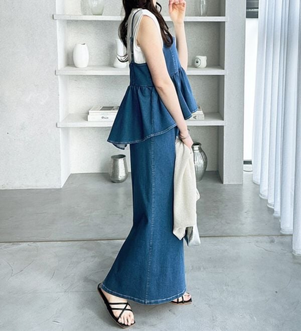 GeeRA（ジーラ）の「楽ちん！デニムペプラムキャミワンピース（その他ワンピース）」｜詳細画像