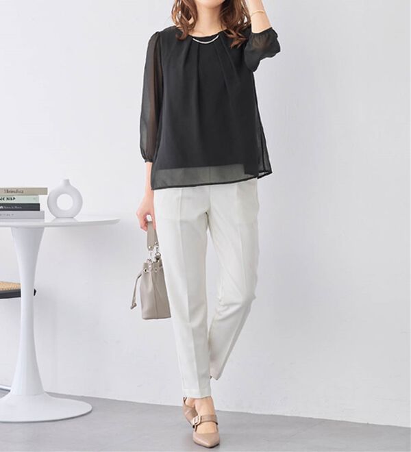 alotta（アロッタ）の「【５つの機能付】ひんやり！アクセ付シフォンタックブラウス（ブラウス）」｜詳細画像