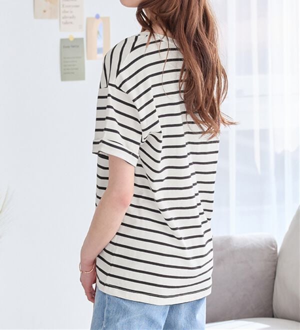 Viola e Viola（ヴィオラ エ ヴィオラ）の「綿１００％ポケット付ゆるＴシャツ（Tシャツ）」｜詳細画像
