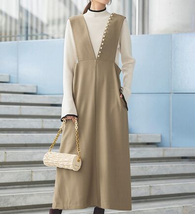 RANAN（ラナン）の「パールビジュー付ジャンパースカート（ジャンパースカート）」