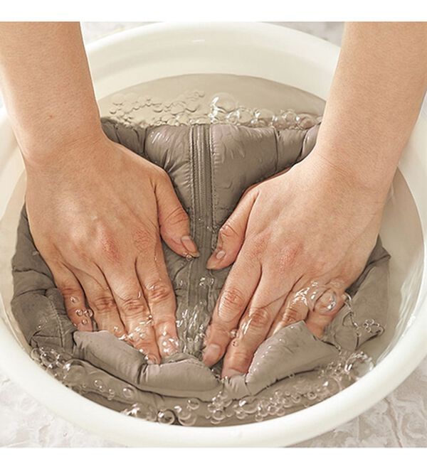 BELLUNA（ベルーナ）の「洗える！軽量ダウンスタンド衿ジャケット（ポーチ付）（ダウンコート・ジャケット・ベスト）」｜詳細画像