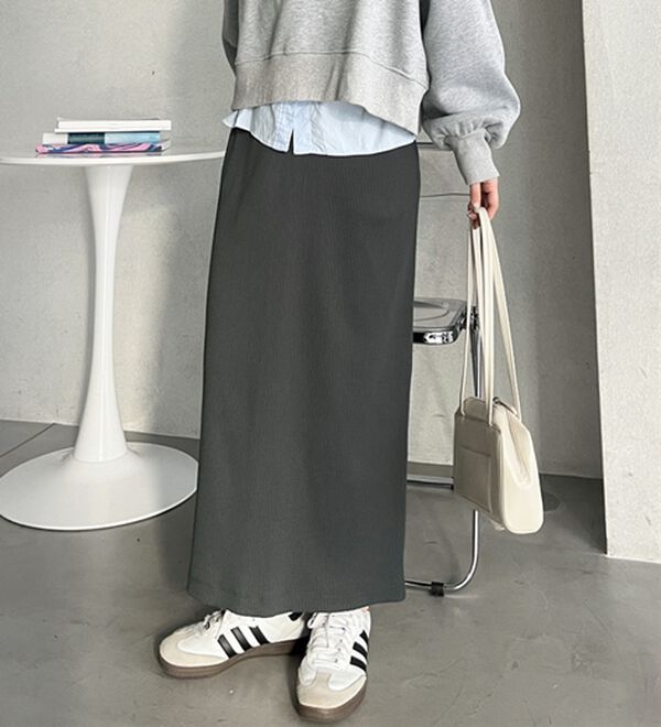 GeeRA（ジーラ）の「【着回し力◎】楽ちんすっきり見え！リブロングスカート（ロングスカート）」｜詳細画像