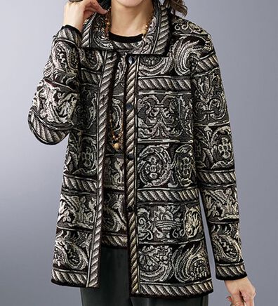 BELLUNA（ベルーナ）の「ラメ入りジャカードニットジャケットアンサンブル（アンサンブル）」