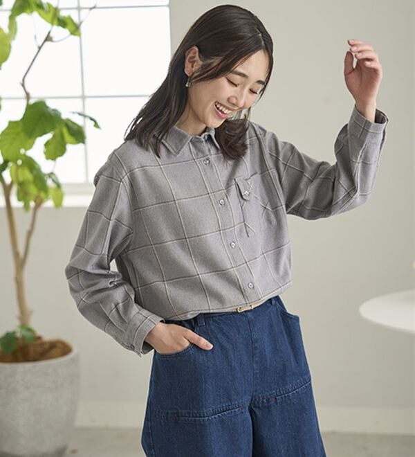 BELLUNA（ベルーナ）の「《ＨｕｇＲｅａｍコットン》ポケットシャツ（シャツ）」｜詳細画像