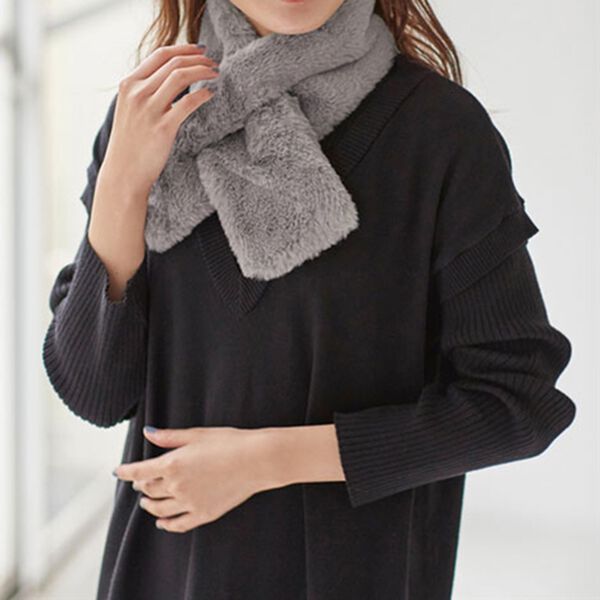 BELLUNA（ベルーナ）の「ファーマフラー（ストール・スカーフ・マフラー）」｜詳細画像