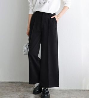 Pierrot（ピエロ）の「カット起毛ピンタックワイドパンツ（ワイドパンツ・ガウチョ）」｜ブラック