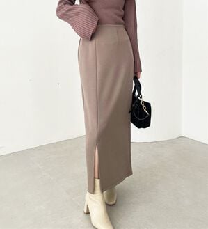 GeeRA（ジーラ）の「楽ちん！滑らか美ラインダンボールナロースカート（ロングスカート）」｜モカ