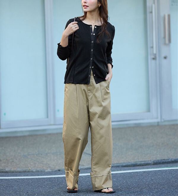 Viola e Viola（ヴィオラ エ ヴィオラ）の「針抜きシアードットボタンカーデ（その他カーディガン）」｜詳細画像