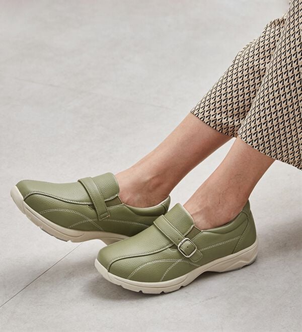 ルフラン（ルフラン）の「＜ラシーナコンフォート＞スッと履けるスリッポン（スリッポン）」｜詳細画像