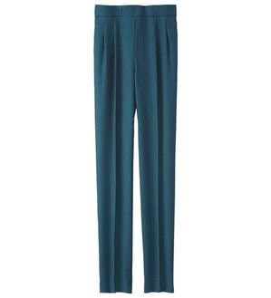 BELLUNA（ベルーナ）の「すっきり見えタックテーパードパンツ（フルレングスパンツ）」｜ネイビーブルー