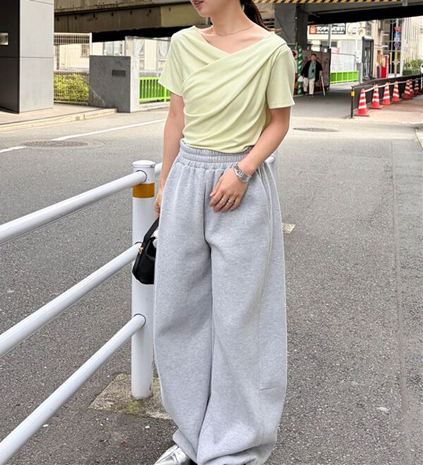 RANAN（ラナン）の「【新色追加】ひんやり上品ドレープリブTシャツ（カットソー）」｜詳細画像