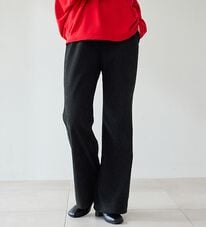 BELLUNA（ベルーナ）の「シュッと体型カバー！縦リブ素材裏ベロアフレアーパンツ（フルレングスパンツ）」