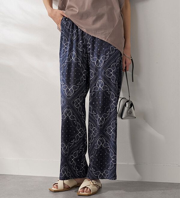 BELLUNA（ベルーナ）の「楊柳サラサラ素材プリントイージーパンツ（フルレングスパンツ）」｜詳細画像