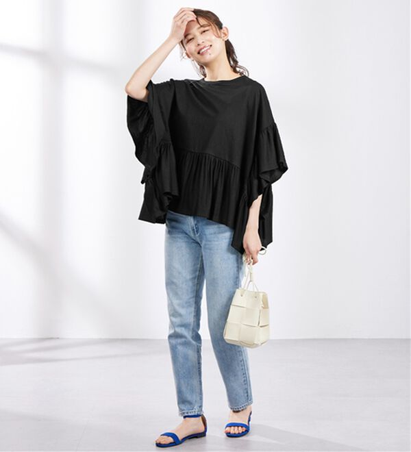 Viola e Viola（ヴィオラ エ ヴィオラ）の「ひんやり冷感ポンチョ風ギャザートップス（カットソー）」｜詳細画像