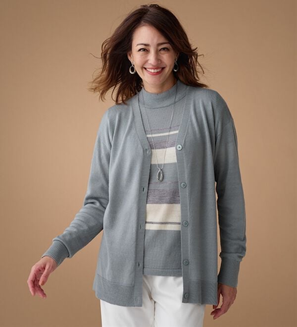 BELLUNA（ベルーナ）の「メリノウール１００％Ｖネックカーディガン（ニットカーディガン）」｜詳細画像