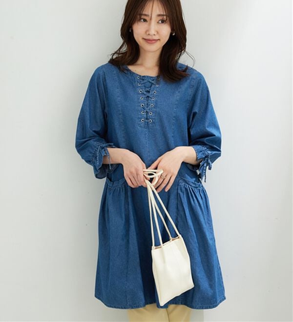 BELLUNA（ベルーナ）の「胸元レースアップデニムワンピース（その他ワンピース）」｜詳細画像