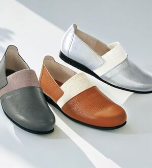 BELLUNA（ベルーナ）の「４Ｅイタリアンレザースリッポンシューズ（スリッポン）」｜詳細画像