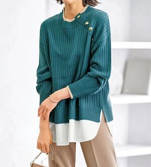 BELLUNA（ベルーナ）の「金ボタン使い重ね着風ニットチュニック（チュニック）」｜ブルー