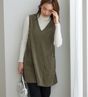 BELLUNA（ベルーナ）の「モールジャカード素材ジャンパースカート（ジャンパースカート）」｜カーキ