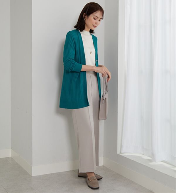 BELLUNA（ベルーナ）の「【店舗・ネット限定】リブ使いボタンデザインカーディガン（ニットカーディガン）」｜詳細画像