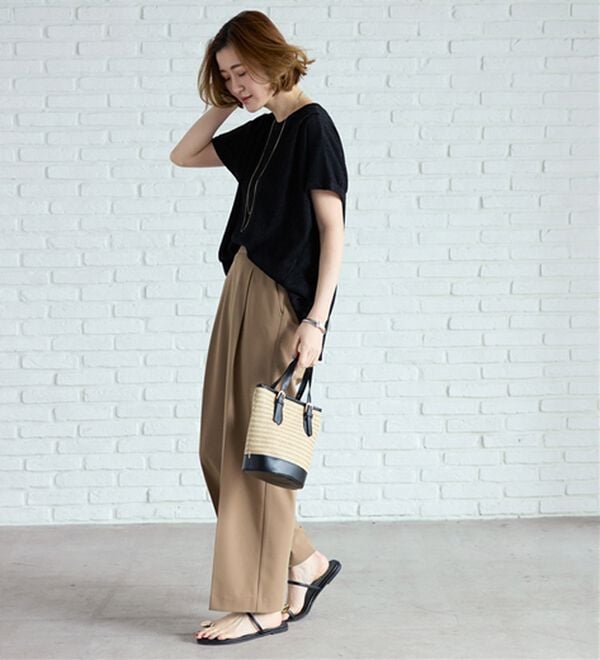 BELLUNA（ベルーナ）の「楊柳素材ドルマンプルオーバー（カットソー）」｜詳細画像