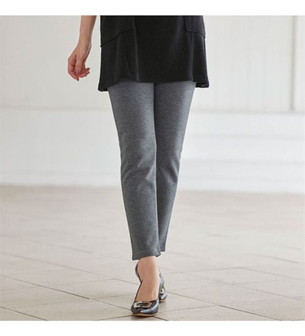 BELLUNA（ベルーナ）の「静電防止付裏ファー素材レギンス（フルレングスパンツ）」｜詳細画像