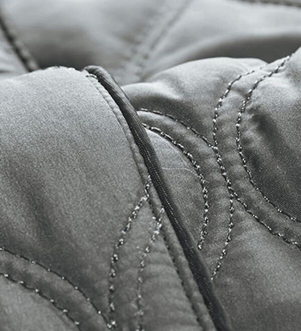 BELLUNA（ベルーナ）の「中わたキルティング切替ダンボール素材コート（ハーフコート）」｜詳細画像