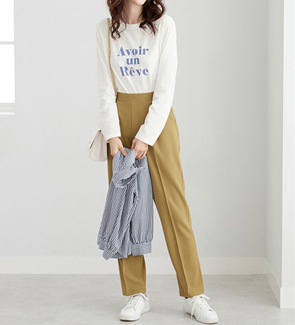 BELLUNA（ベルーナ）の「着回し上手に！きれい見え綿１００％素材ロゴプルオーバー（カットソー）」｜詳細画像