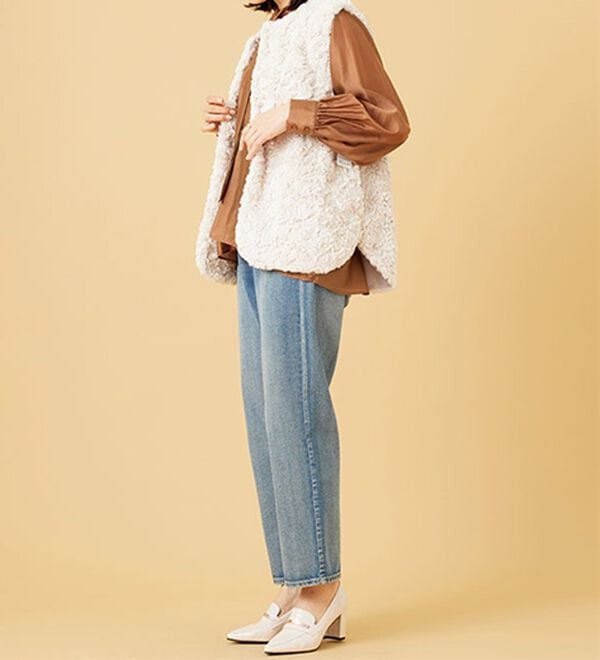 BELLUNA（ベルーナ）の「ブライトシアー素材ボウタイブラウス（ブラウス）」｜詳細画像