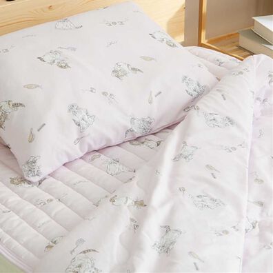 iellio（イエリオ）の「ピーターラビット　洗いざらしミャオマーチ（敷パッド）」