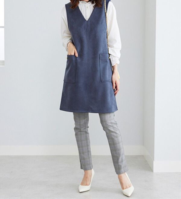 BELLUNA（ベルーナ）の「スエード調ボタンデザインジャンパードレス（ジャンパースカート）」｜詳細画像