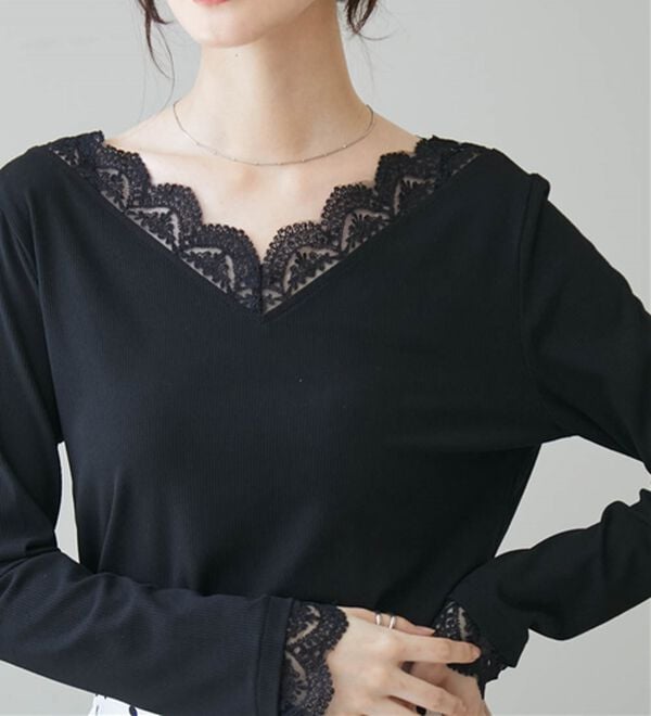 RANAN（ラナン）の「チュールレースＶネックリブロンＴＥＥ（カットソー）」｜ブラック