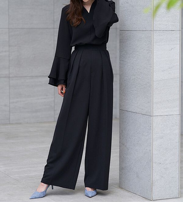 RANAN（ラナン）の「袖ペプラムデザイントップスセットアップ（セットアップ）」｜ブラック