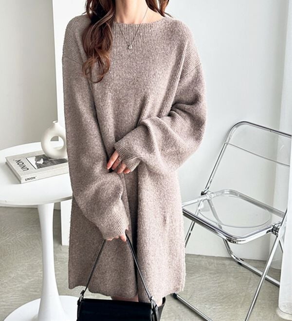 GeeRA（ジーラ）の「ボートネックミニ丈ニットワンピース（ニットワンピース）」｜詳細画像