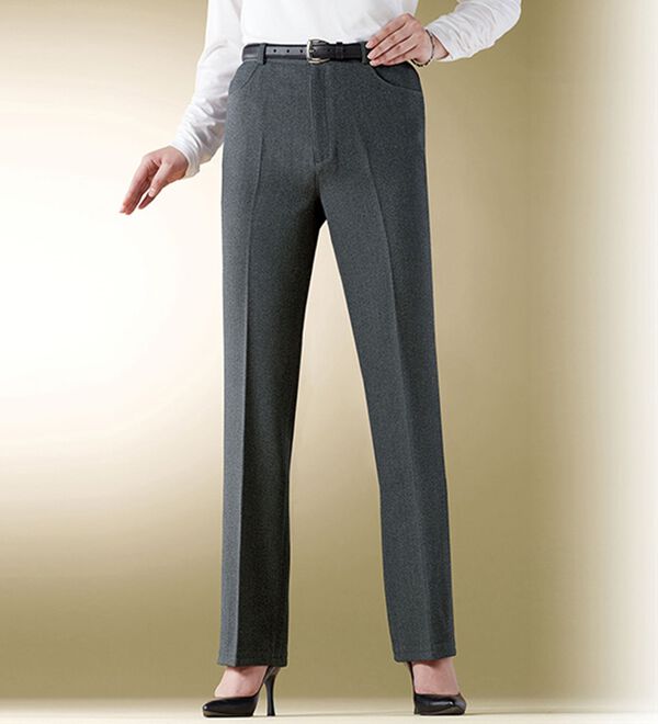 BELLUNA（ベルーナ）の「ミセスの為の蓄熱保温素材美脚ストレートパンツ（フルレングスパンツ）」｜詳細画像