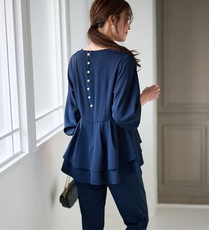 RANAN（ラナン）の「【２点セット】洗える！バックパール調ペプラムチュニックセットアップ（パンツスーツ）」｜ネイビー