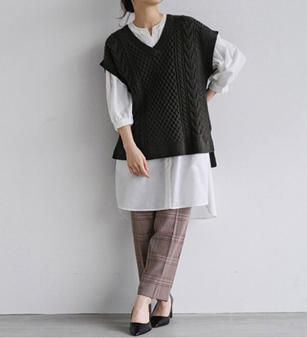 RANAN（ラナン）の「＜４つの機能付＞ケーブル柄ニットベスト（ベスト）」｜詳細画像