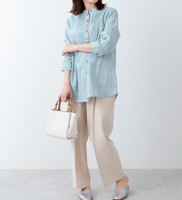 BELLUNA（ベルーナ）の「ダブルガーゼ素材オーバーブラウス（ブラウス）」｜詳細画像