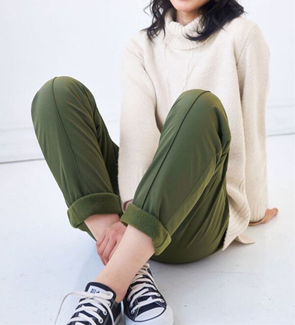 BELLUNA（ベルーナ）の「裏フリースピンタックテーパードパンツ（フルレングスパンツ）」｜詳細画像