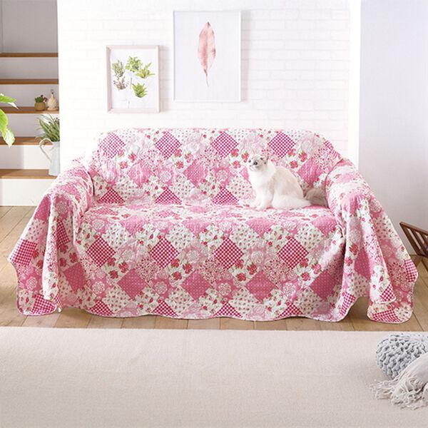 「華やかなパッチワーク調マルチカバー（ソファーカバー）」｜ピンク