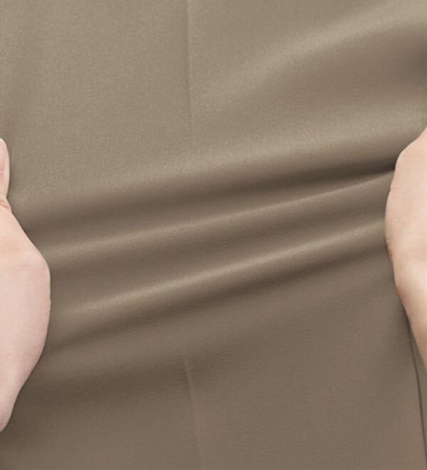 BELLUNA（ベルーナ）の「すっきり美脚タックテーパードパンツ（フルレングスパンツ）」｜詳細画像