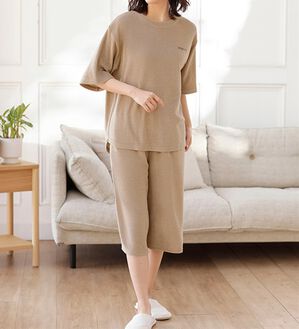LAVIENNE（ラヴィエンヌ）の「【着るタオル】サラッと気持ちいい！ひんやりクールパイルパジャマ（パジャマ・ルームウェア）」｜モカ