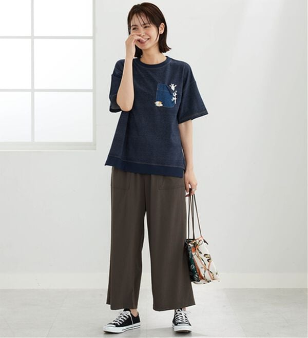 BELLUNA（ベルーナ）の「ネコ刺しゅうデニム調プルオーバー（カットソー）」｜詳細画像