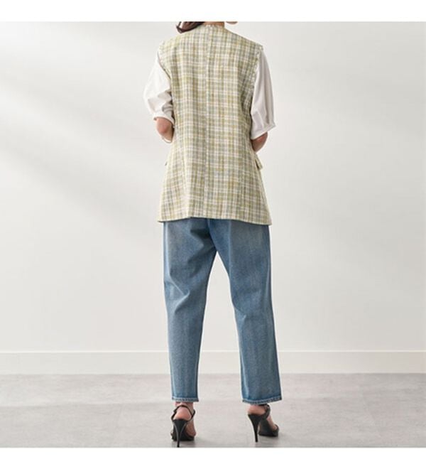 BELLUNA（ベルーナ）の「ファンシーツイード素材金ボタン使いジレ（ジレ）」｜詳細画像